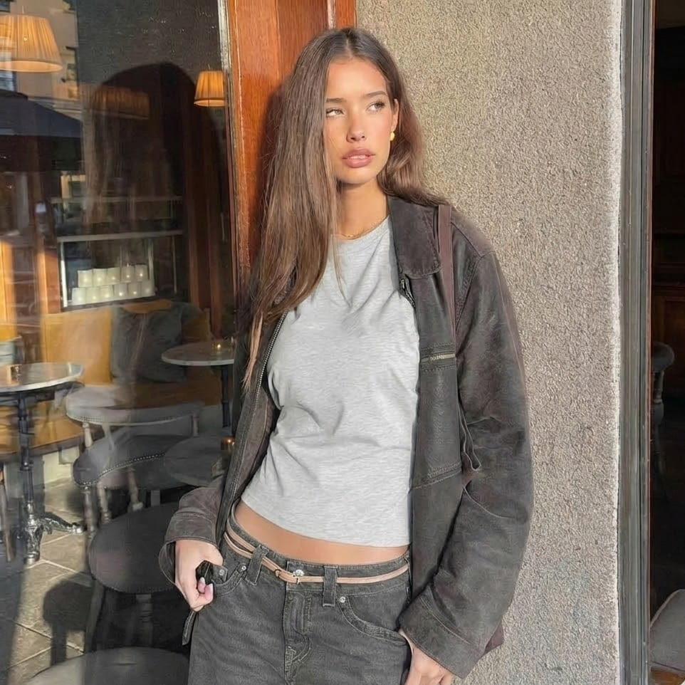 FLUTTER SLEEVE CROP TOP